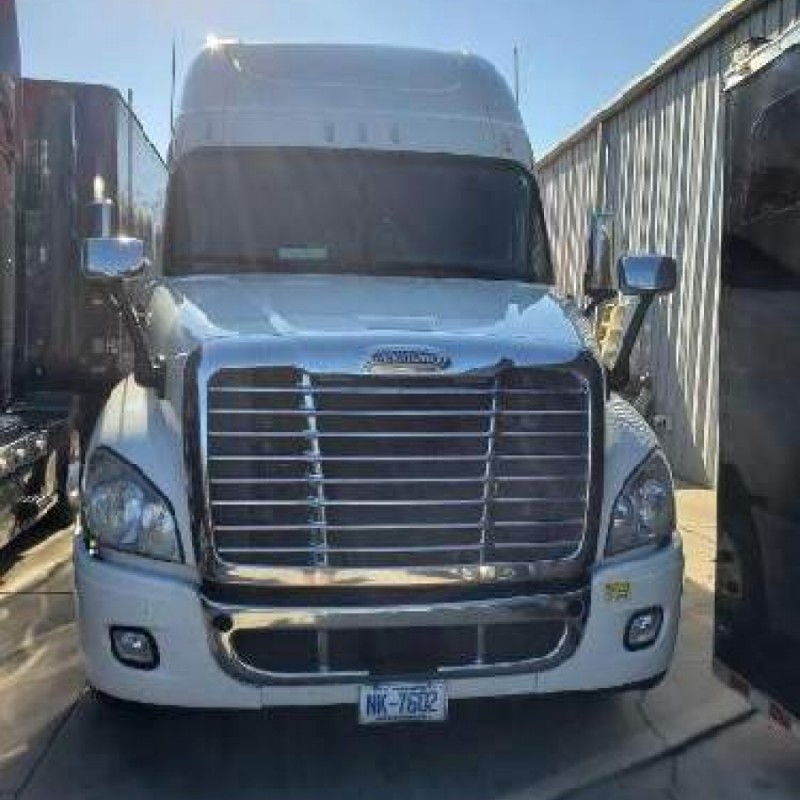 Tractor Trailer Combo for sale on RYNO Classifieds